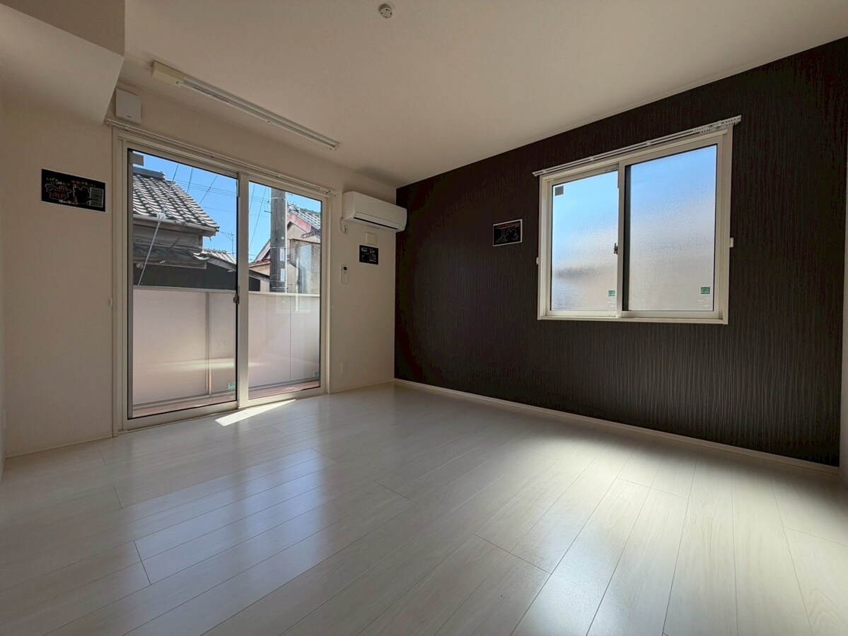 フォーリーフ・ヴィラの物件内観写真