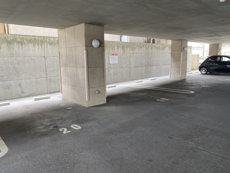 ネオクオーツ幸 弐番館の物件外観写真