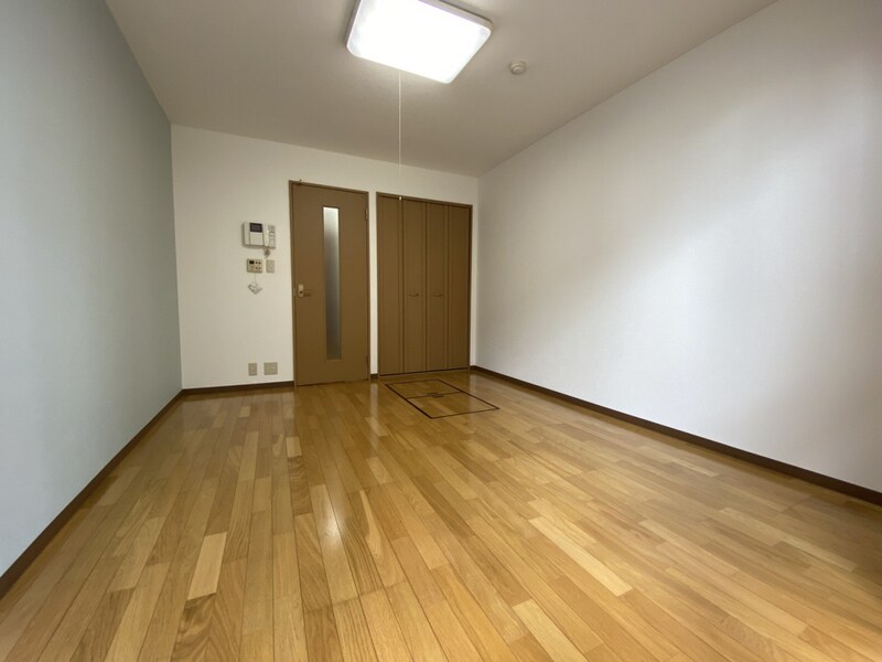 ネオクオーツ幸 弐番館の物件内観写真