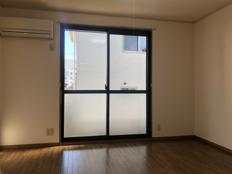 ルミエールA棟の物件内観写真