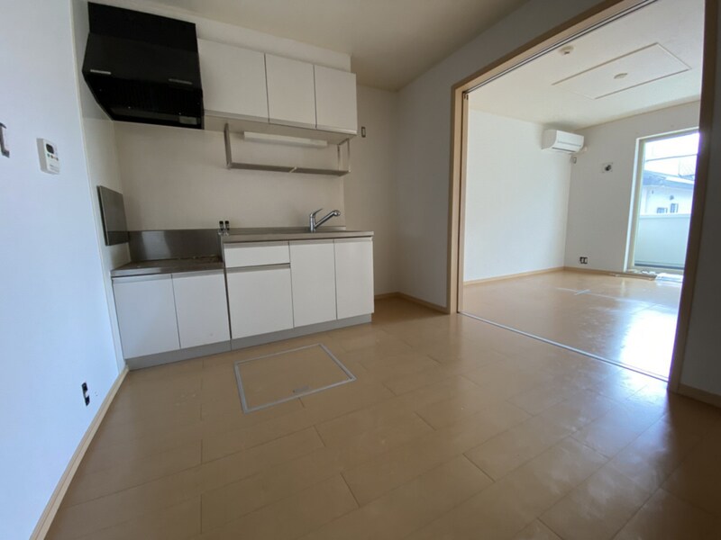 スクエア・センチュリーの物件内観写真