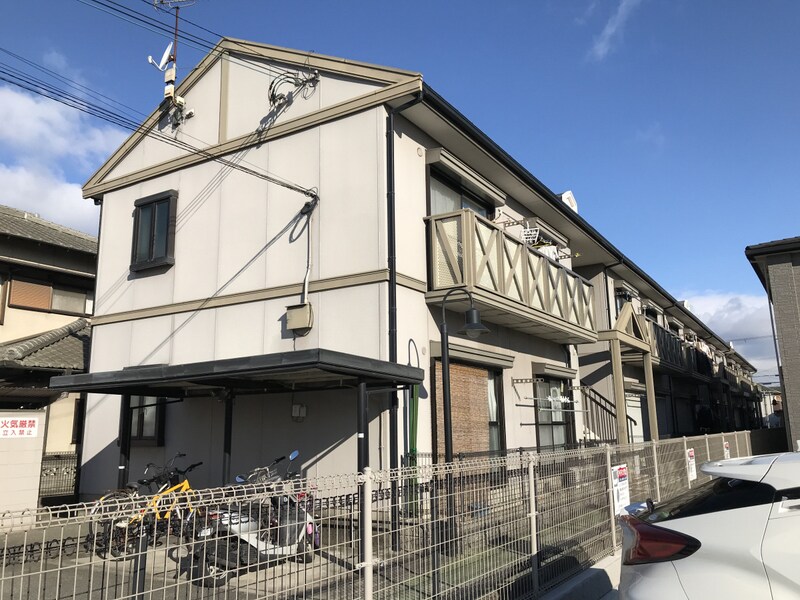 Fragrance Complet A棟の物件外観写真