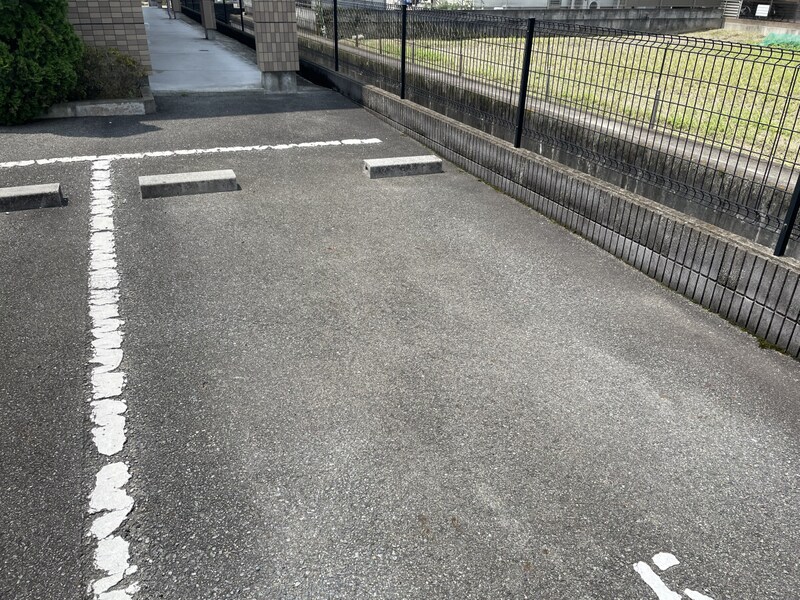 ルミナスコートの物件外観写真