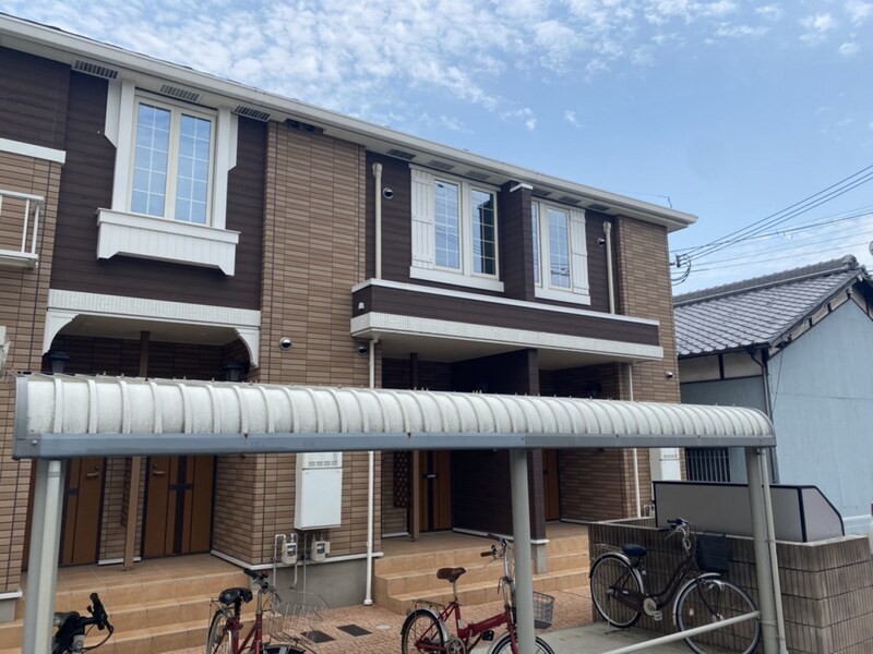 サン ツインズBの物件外観写真