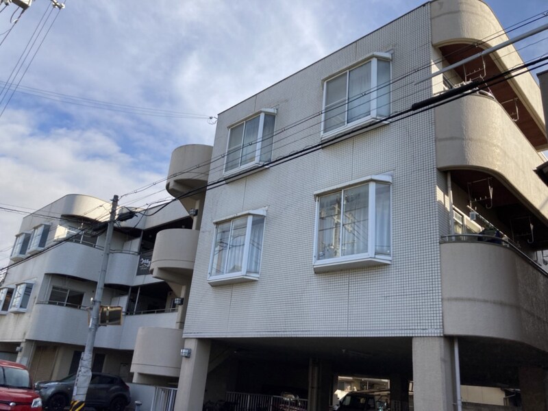 寿ハイツの物件外観写真