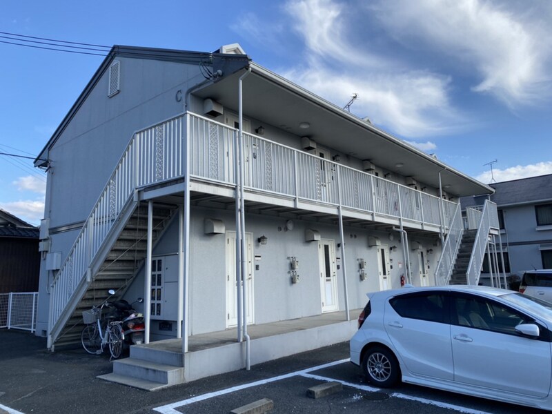 メゾン堀川 C棟の物件外観写真