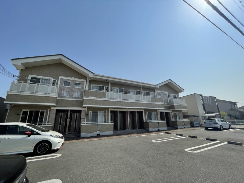 サニーレジデンスの物件外観写真