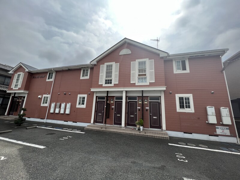 ウエストウッドの物件外観写真