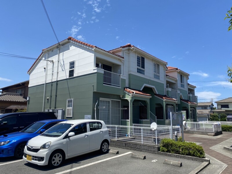 グリーンベルトの物件外観写真