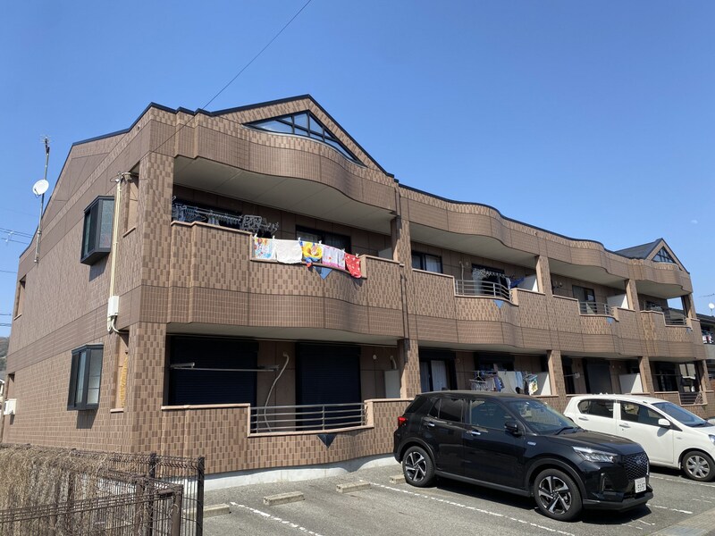 エレガンティ・Mの物件外観写真