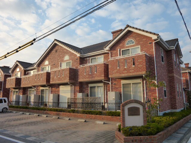 ヨーロピアンシャレー糸久参番館の物件外観写真