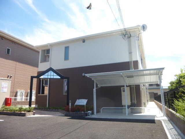 アイリスガーデンの物件外観写真