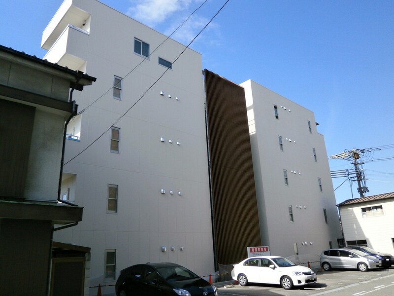 サクシード姫路駅南の物件外観写真