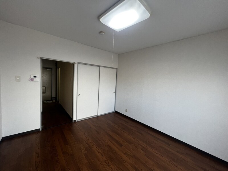 プルミエールIの物件内観写真