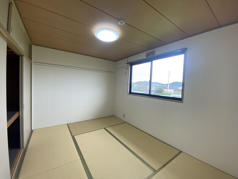 ハッピーバード市川の物件内観写真