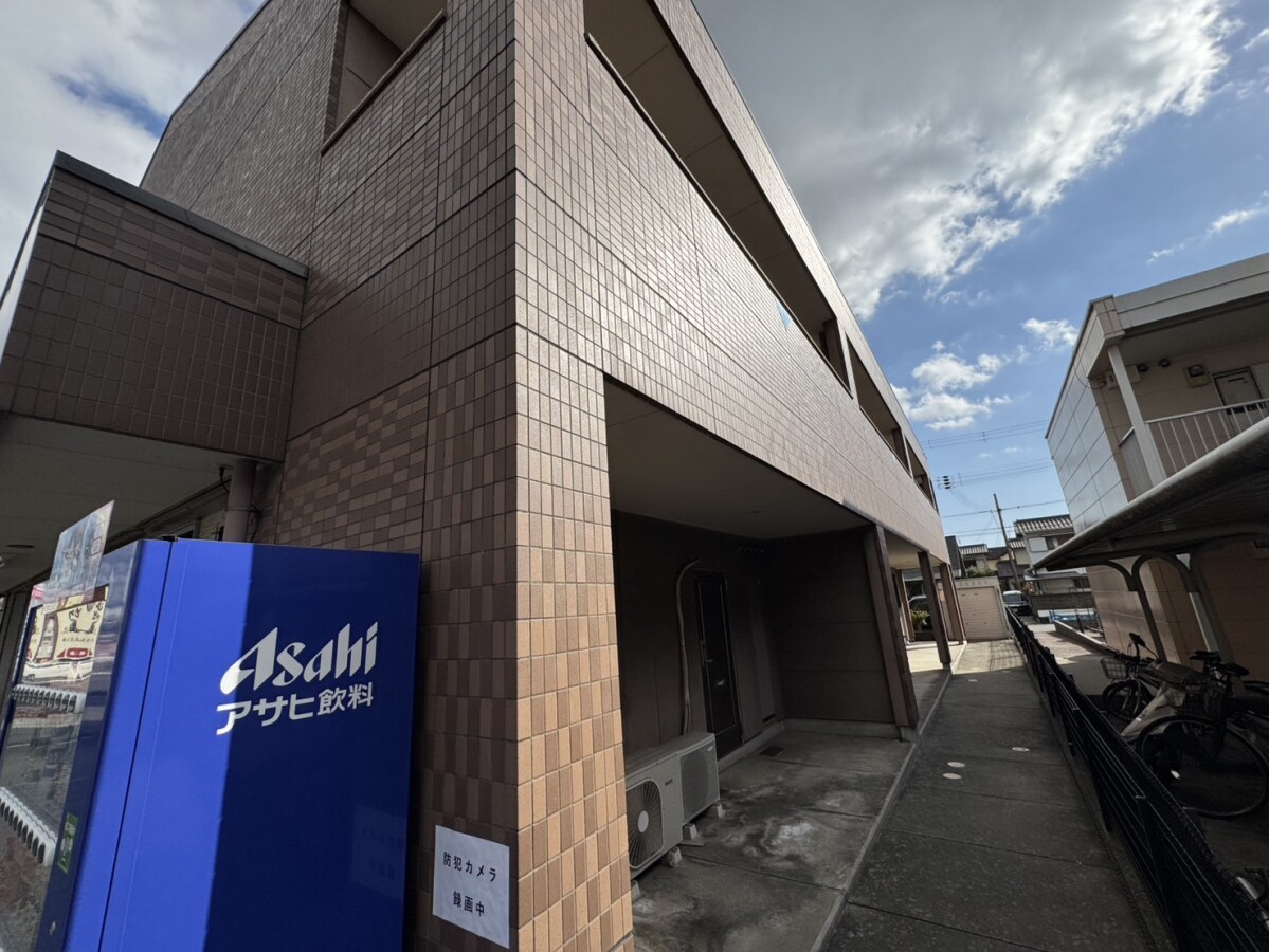 グランチェスタの物件外観写真