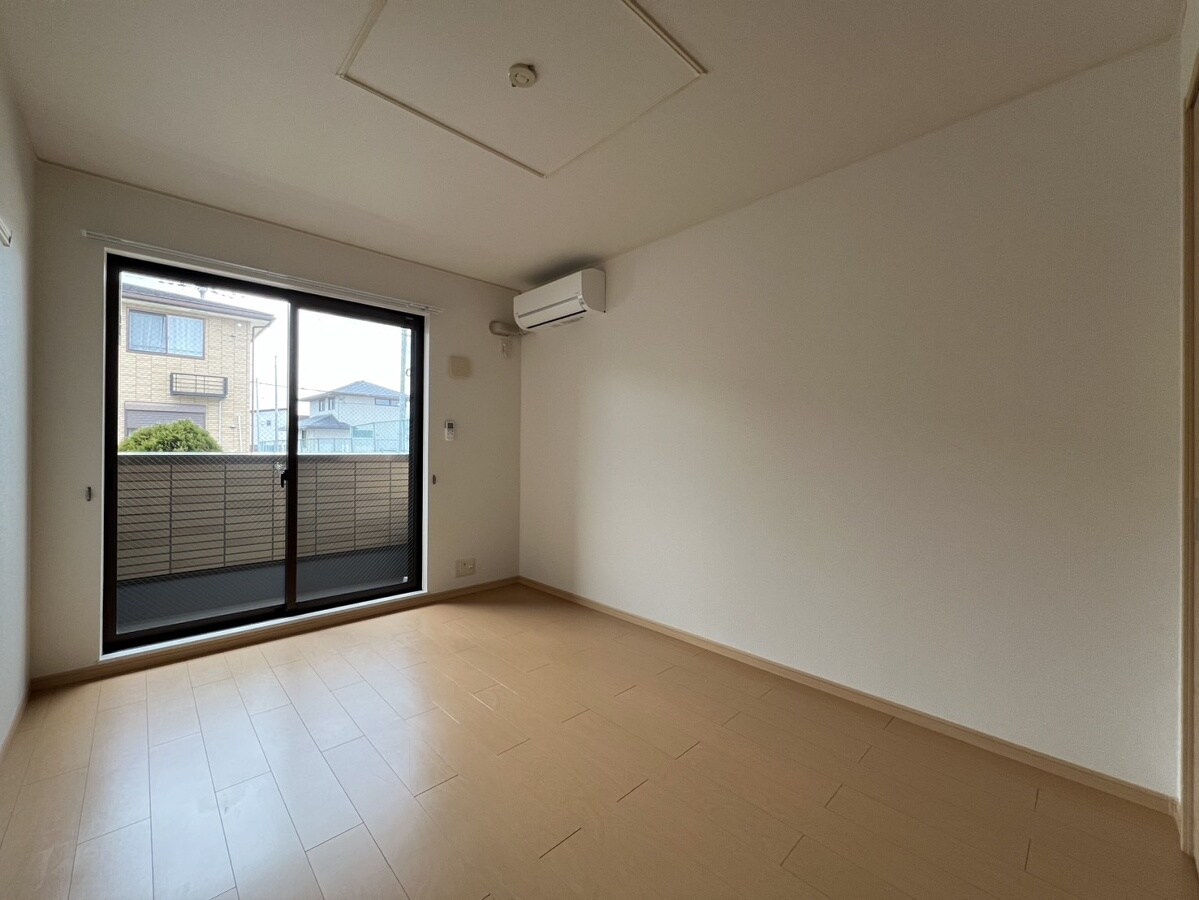 フェリア香呂Bの物件内観写真