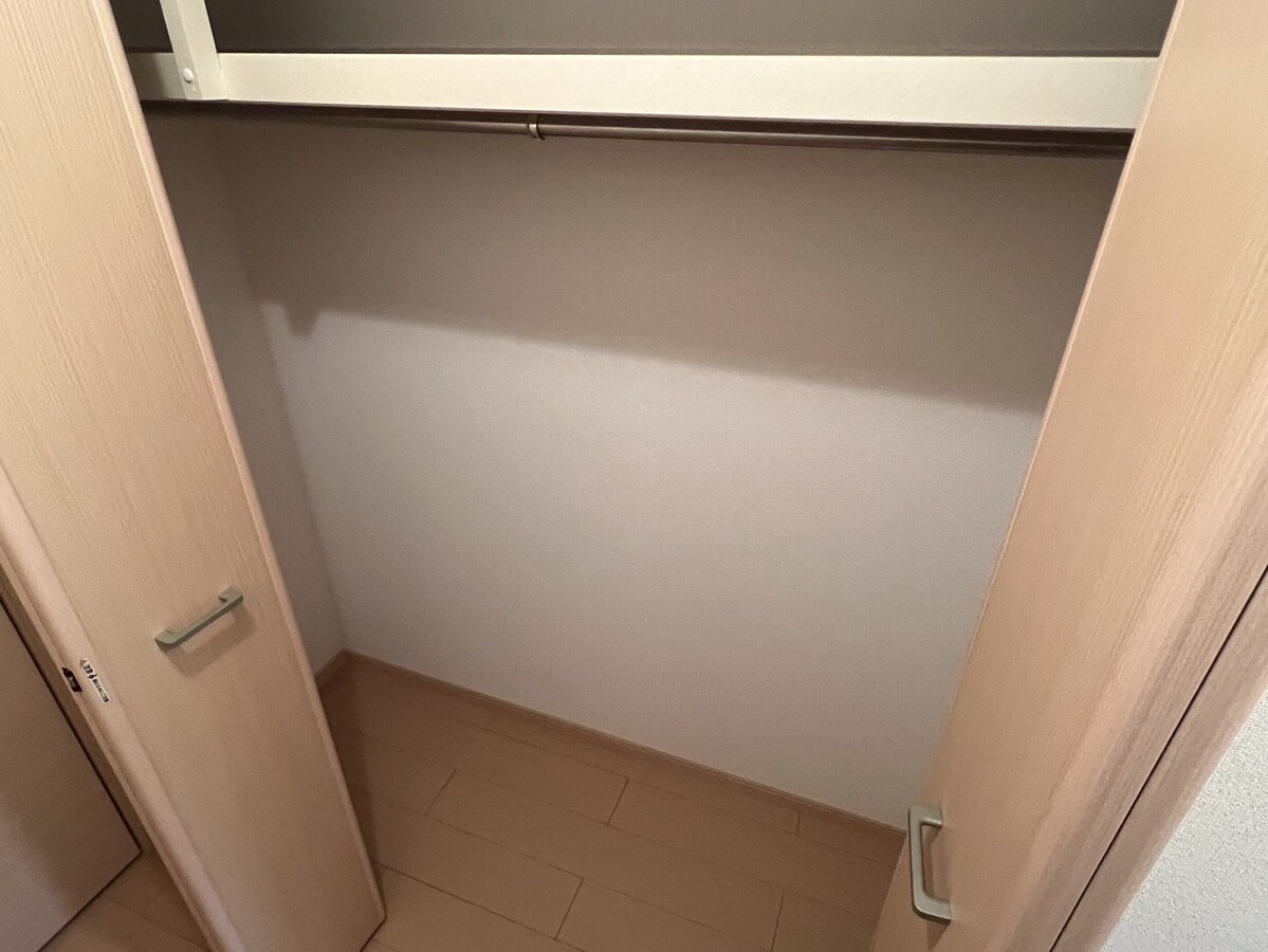 フェリア香呂Bの物件内観写真