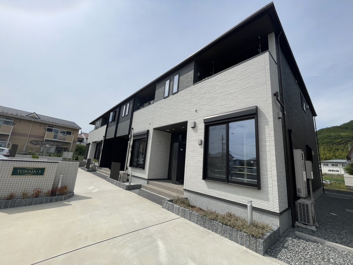 TORAJA-Sの物件外観写真