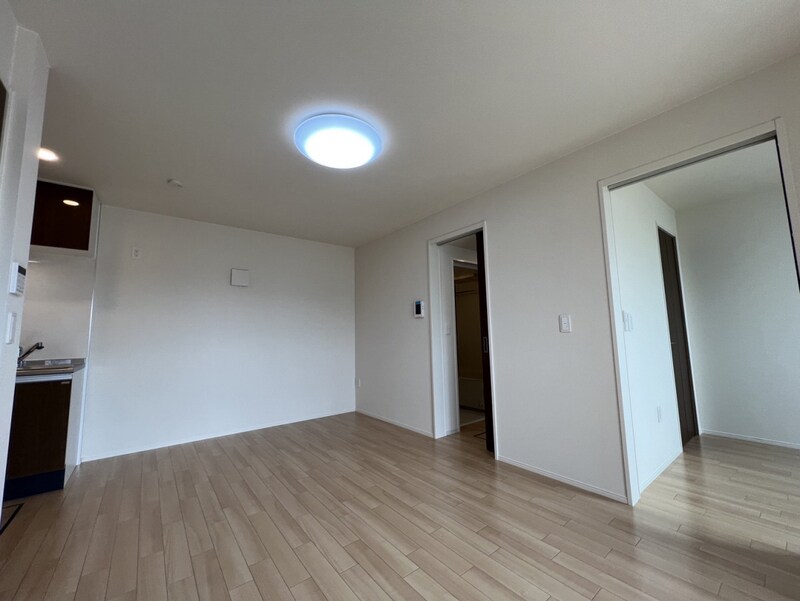 コントレイル糸引の物件内観写真