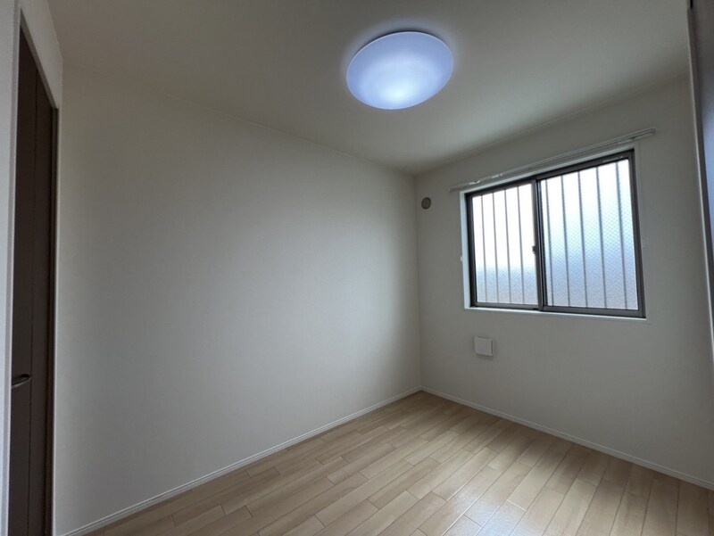 コントレイル糸引の物件内観写真