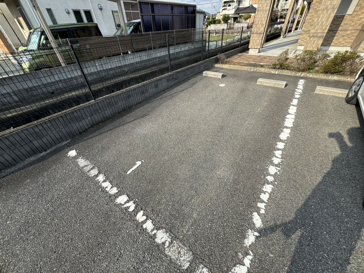 ルミナスコートの物件外観写真