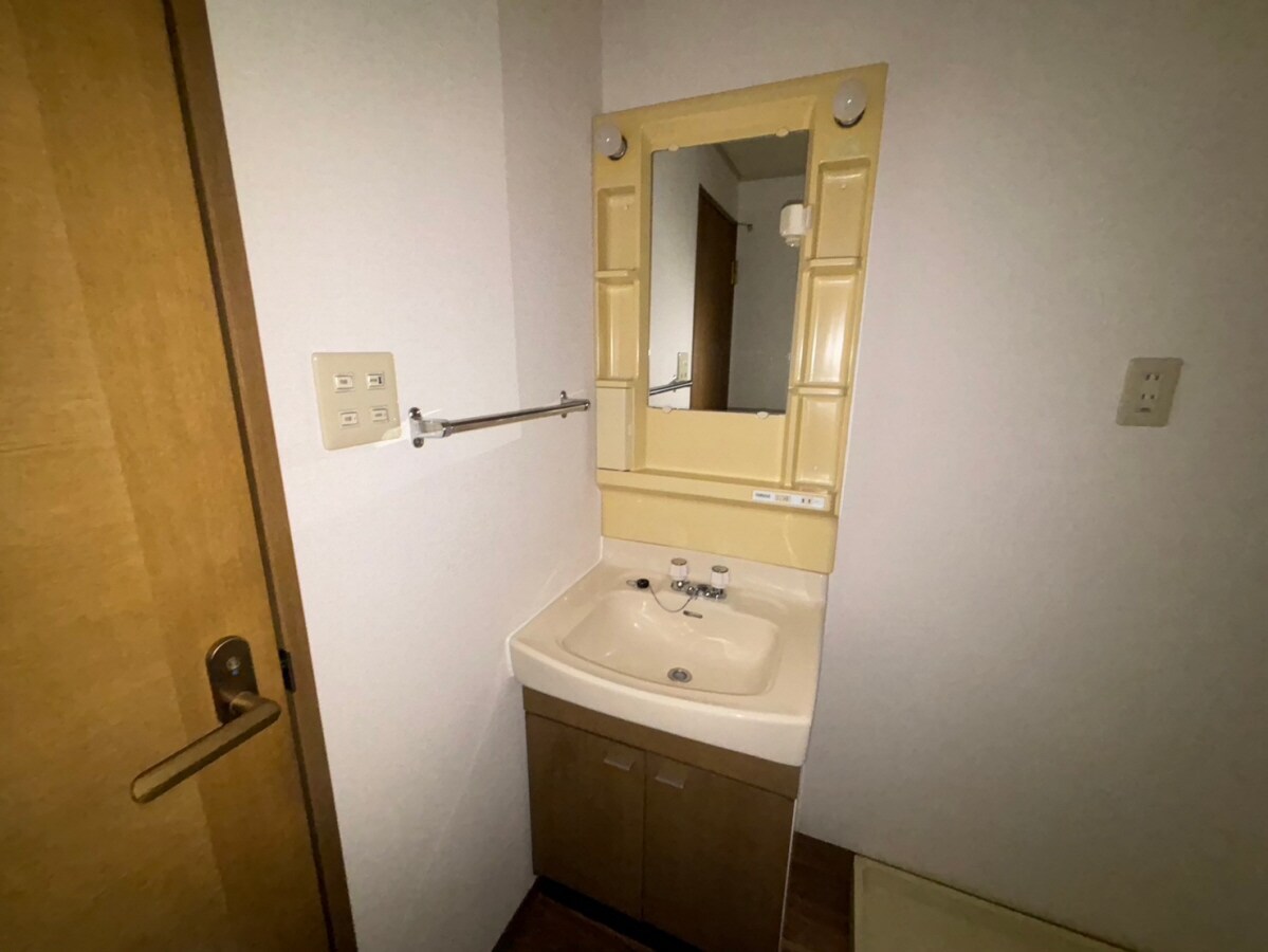 シャルムコートの物件内観写真