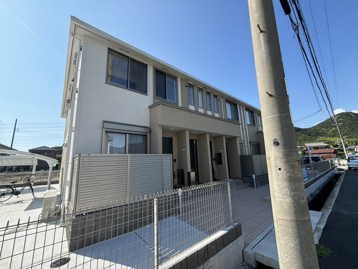 ライラックの物件外観写真