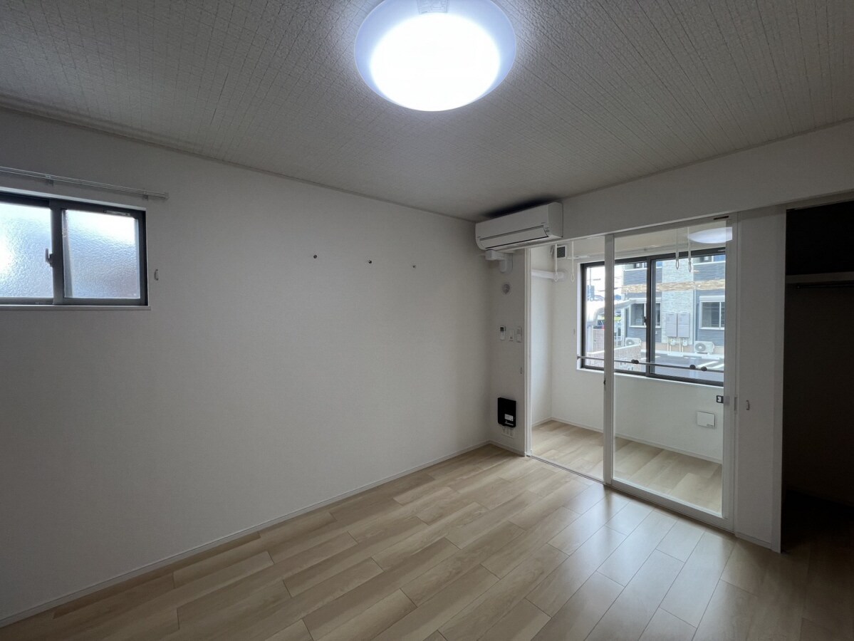 フロレゾンⅠの物件内観写真