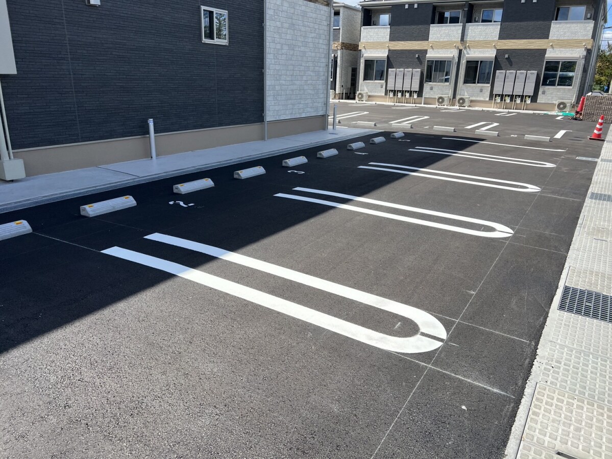 フロレゾンⅠの物件外観写真