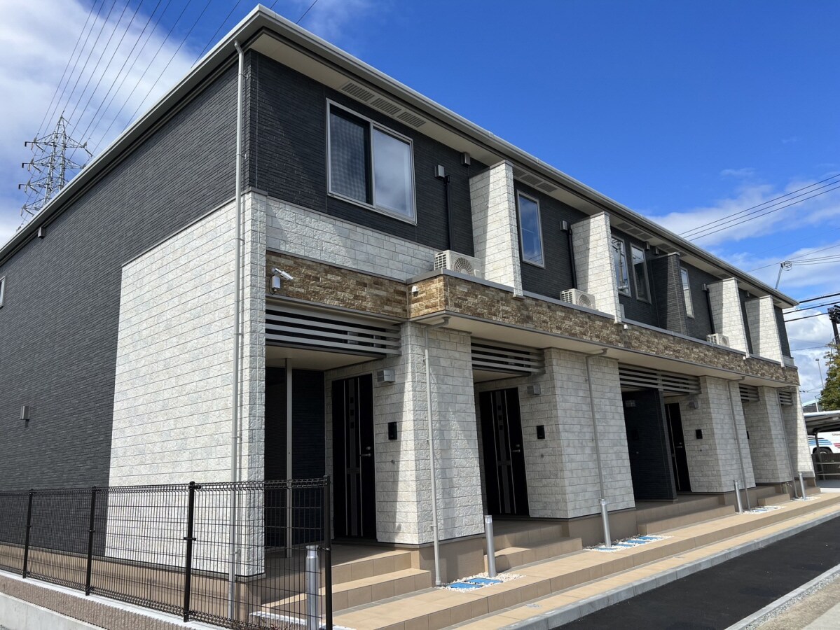 フロレゾンⅠの物件外観写真