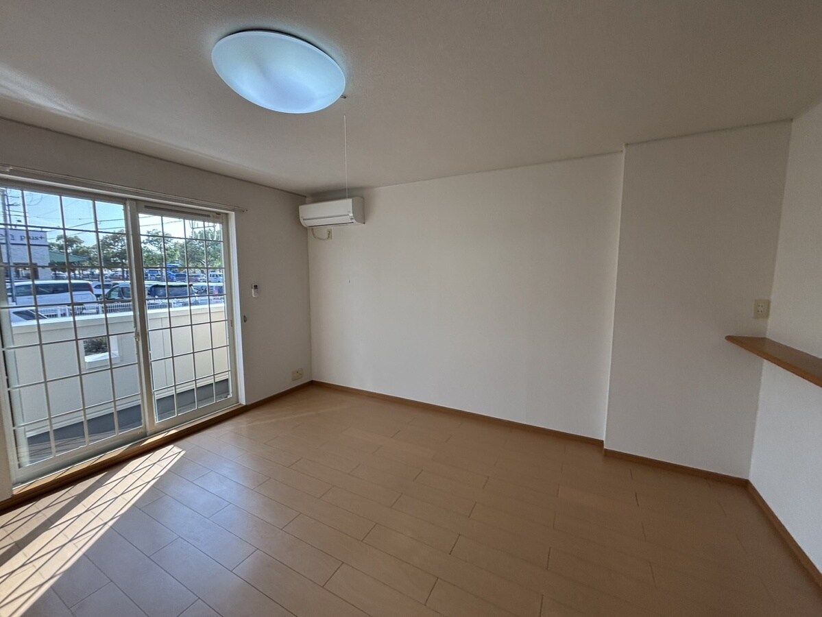 ウエスト ウッド アベニューの物件内観写真