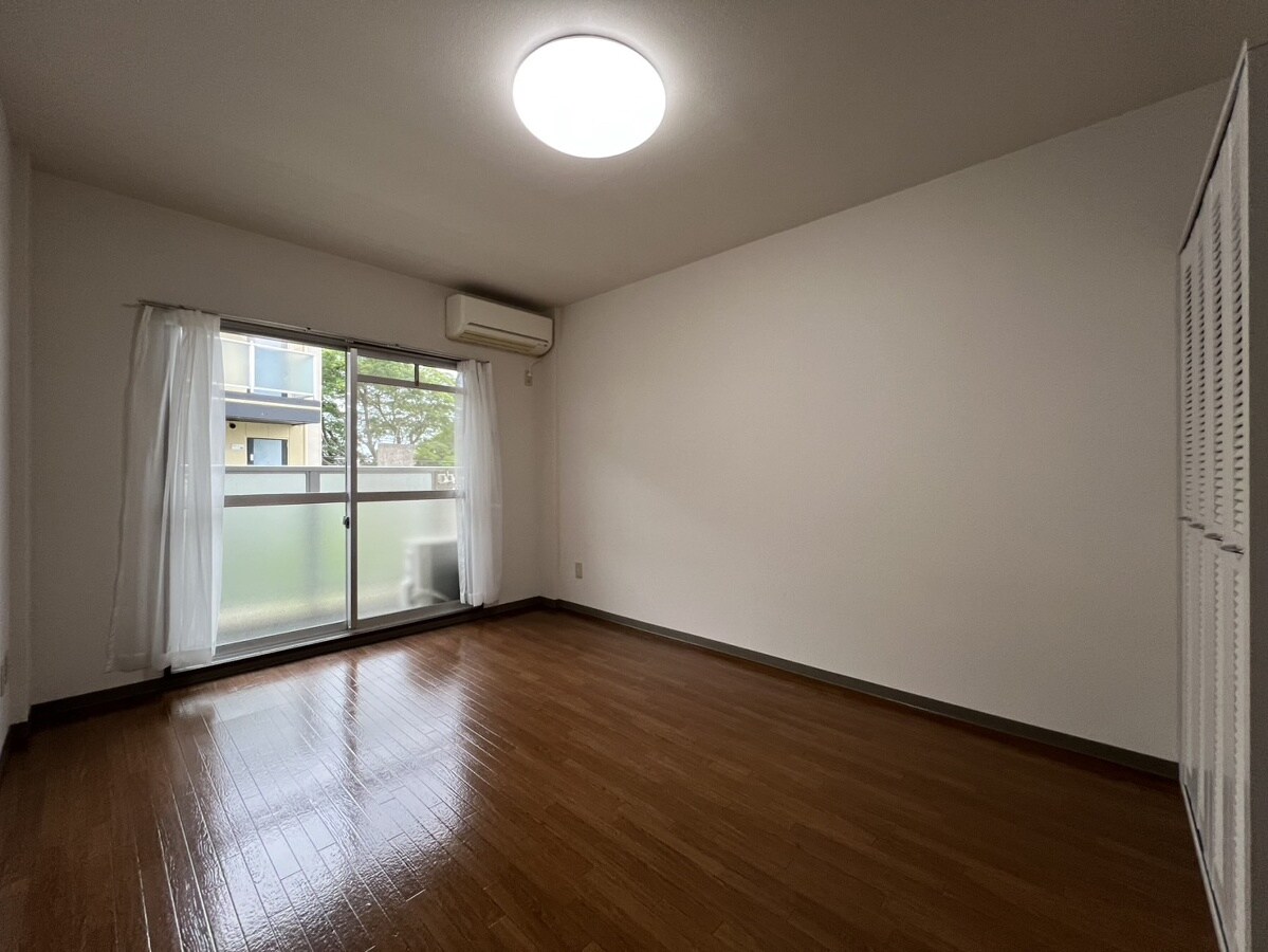 雅ガーデンハイツNの物件内観写真