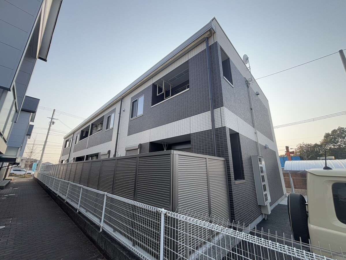 West Solaの物件外観写真