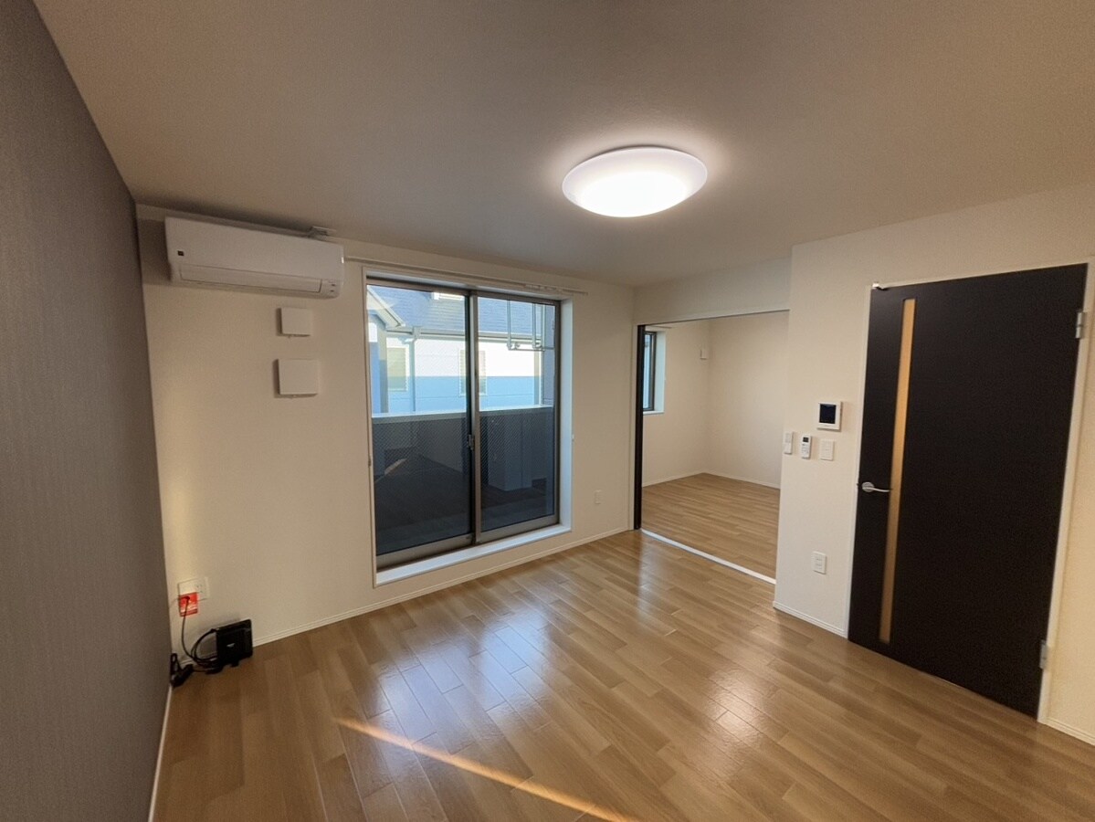 West Solaの物件内観写真