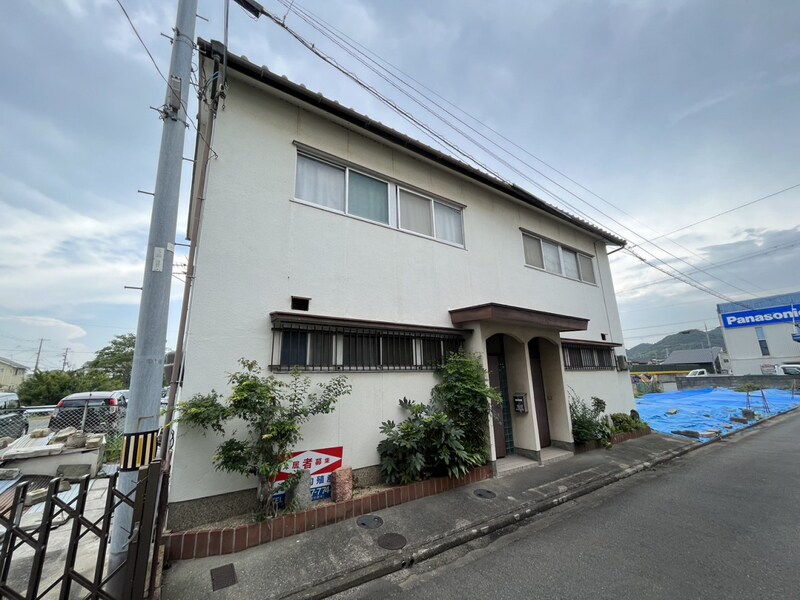 土山4丁目2戸1の物件外観写真