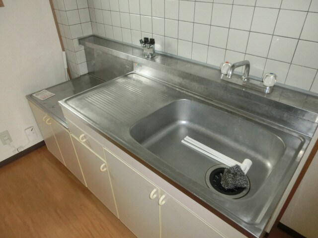 プチメゾンの物件内観写真