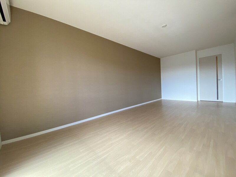 アンプルールの物件内観写真