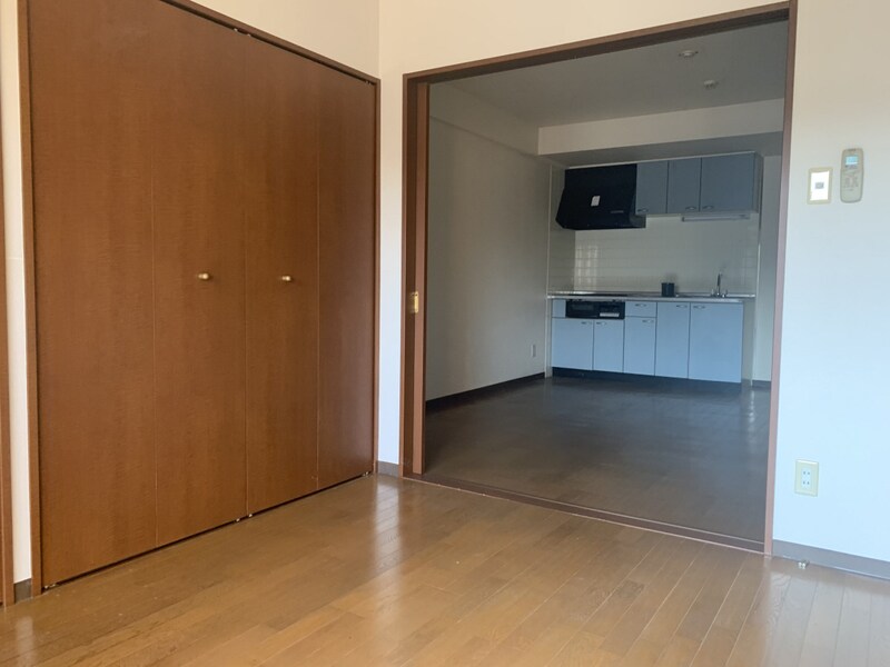 上野マンションの物件内観写真