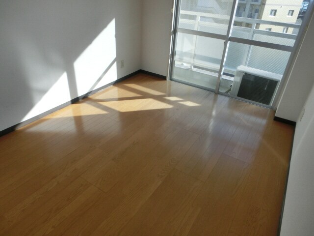 サニーパレス保城の物件内観写真