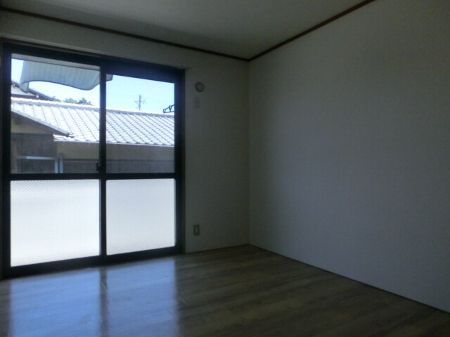 メゾンカトルズ A棟の物件内観写真