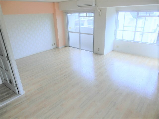 リッチウォーク城の東の物件内観写真