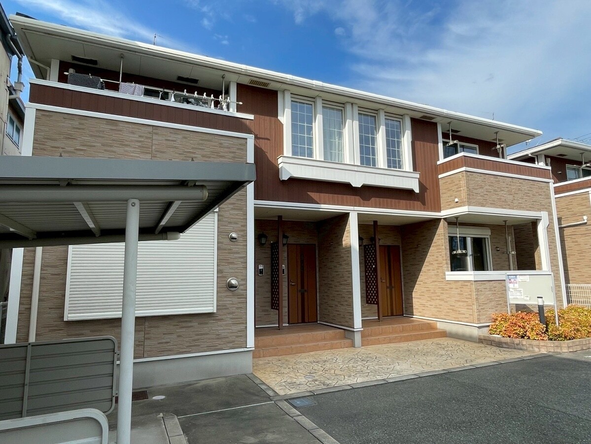 ラフレシールあぼしDの物件外観写真