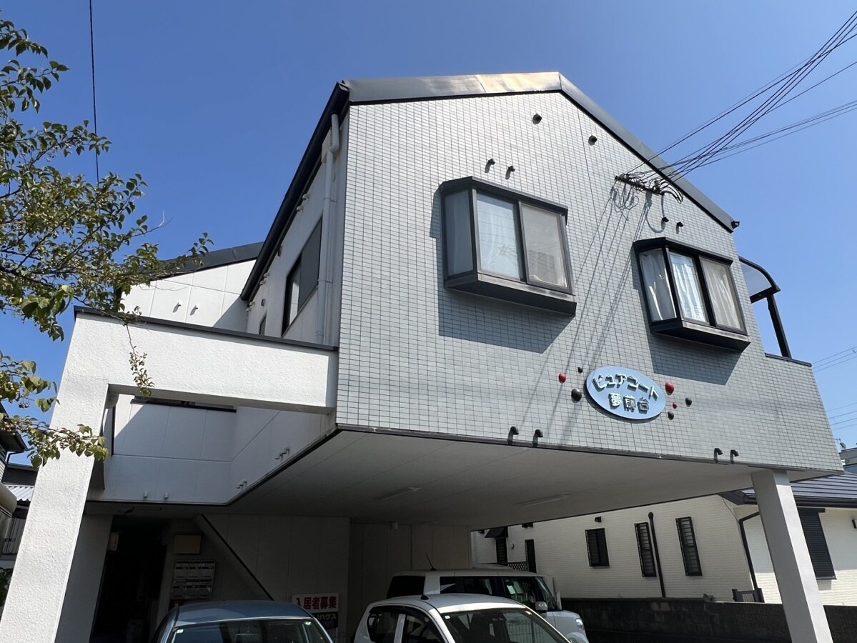 ピュアコート西夢前台の物件外観写真