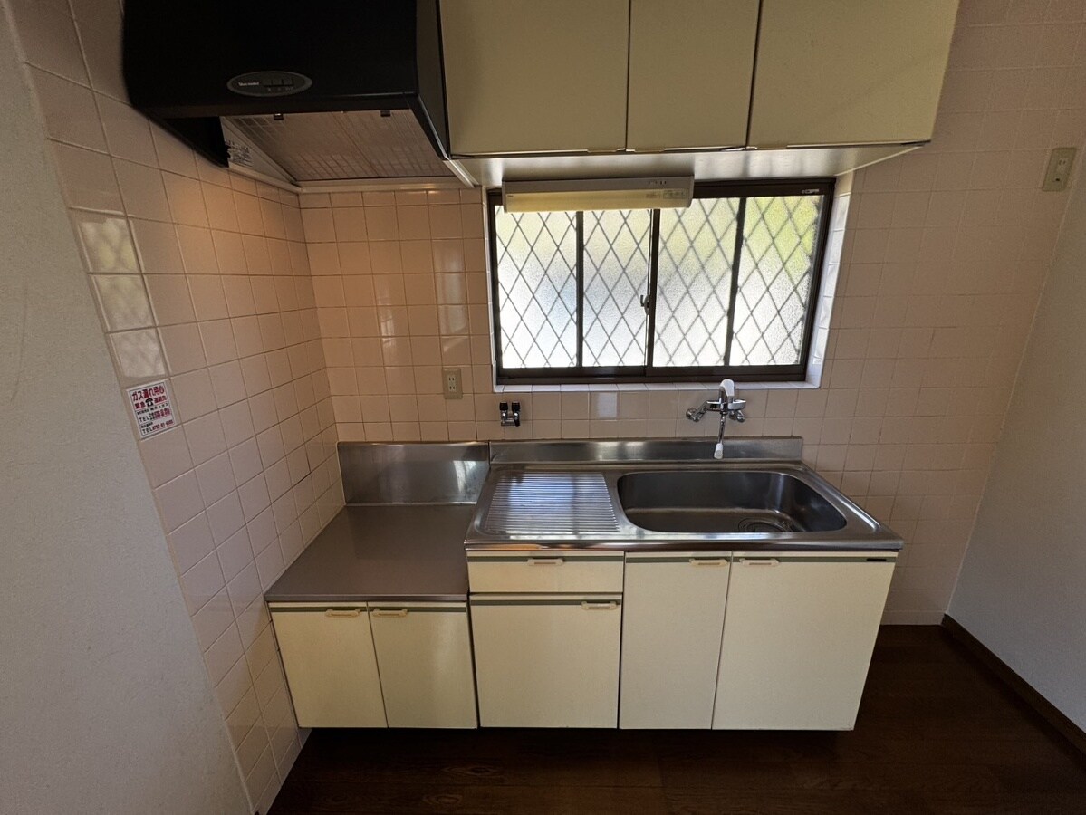 アベニュー安室の物件内観写真