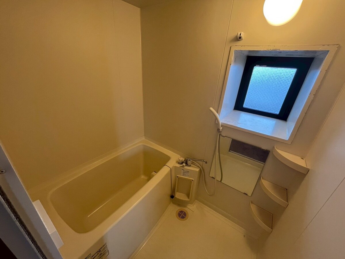 インペリアルコート細江の物件内観写真