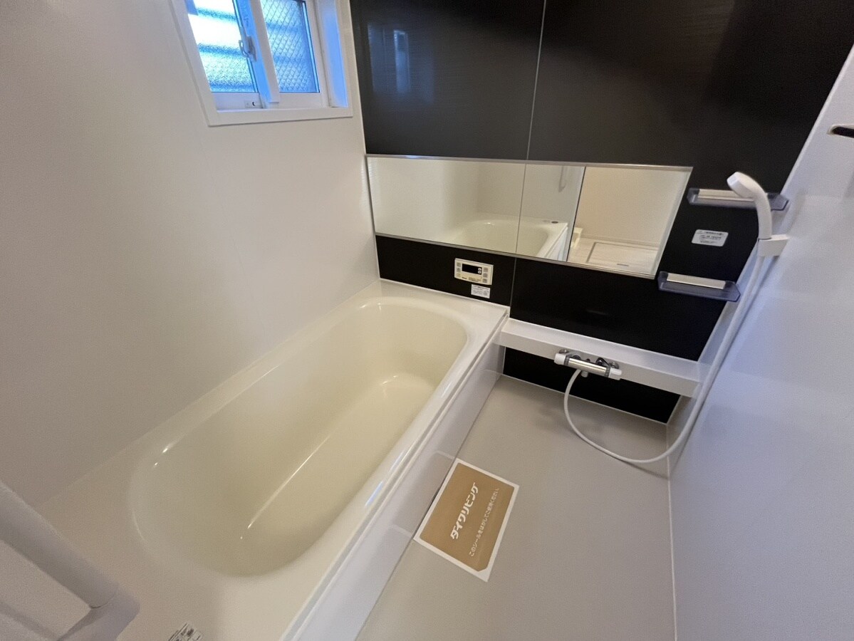 フォーリーフ・ヴィラの物件内観写真