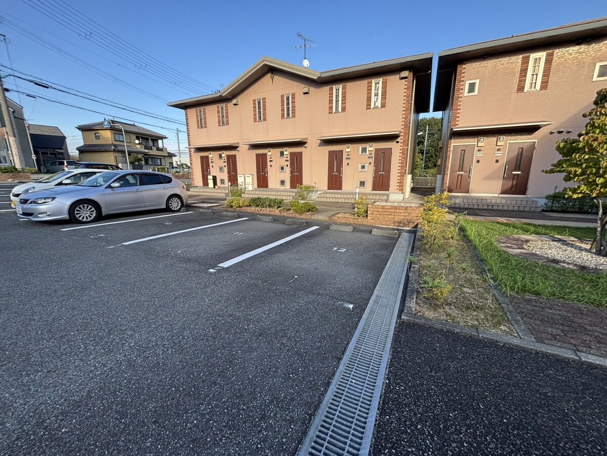 ウェルヴィラの物件外観写真