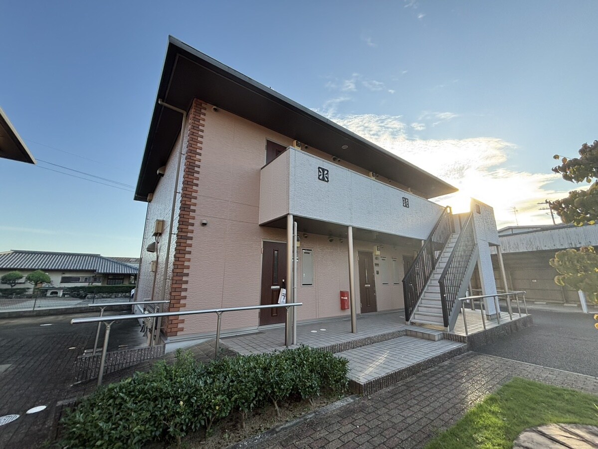 ウェルヴィラの物件外観写真