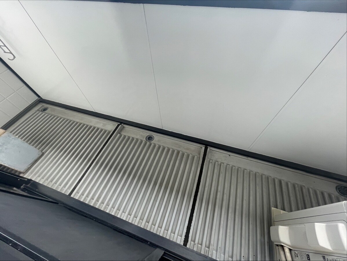 ウォームフロント岡田の物件内観写真